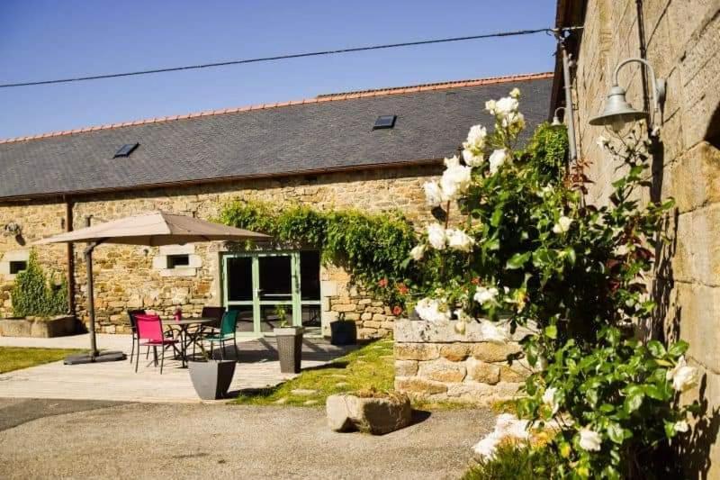 Bed and Breakfast Le Domaine de Kerlys Briec Exterior foto